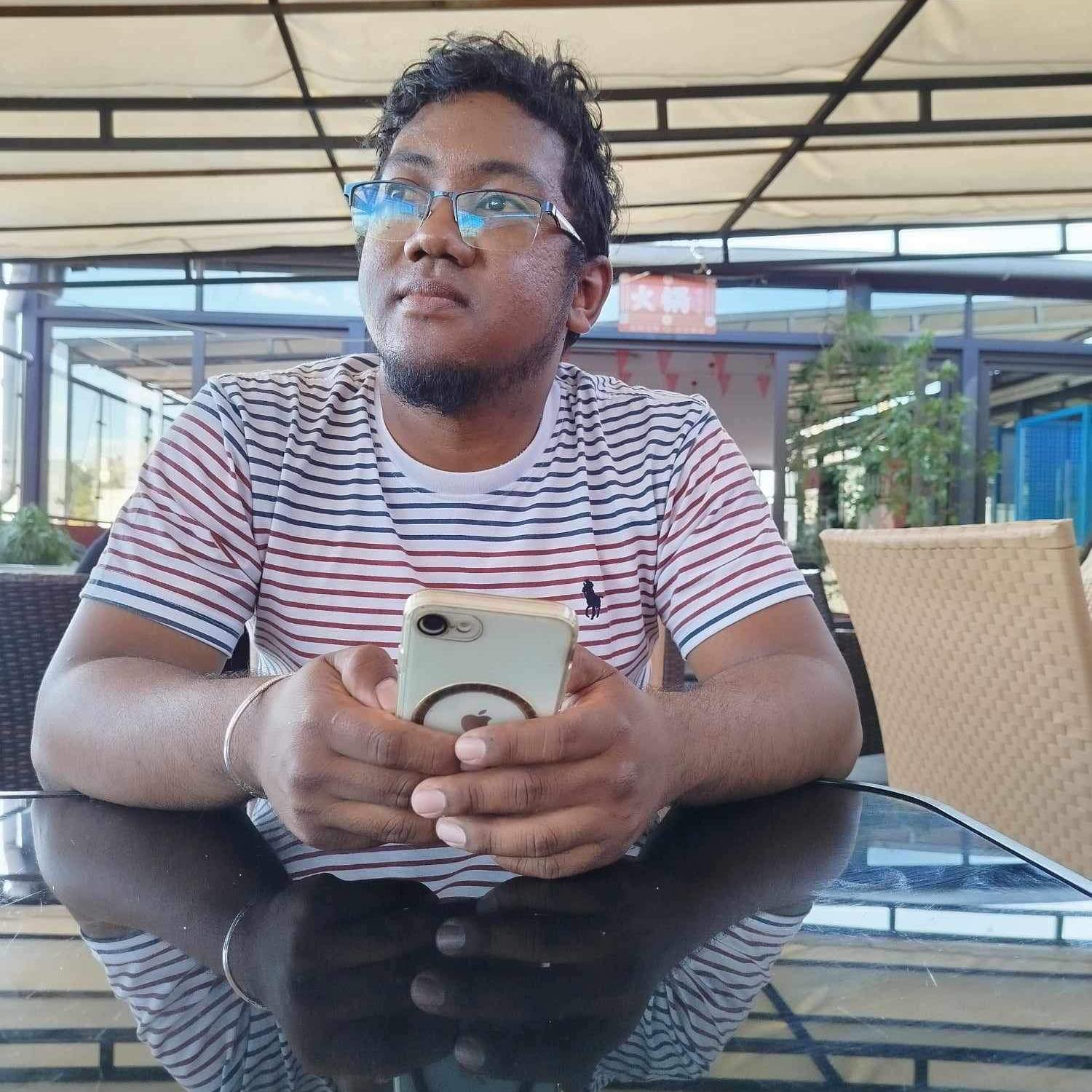 Andry Jimmy Rasoanaivo